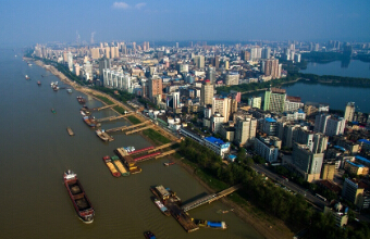 散貨船運(yùn)輸市場周度報(bào)告表示中小型船跌勢加劇
